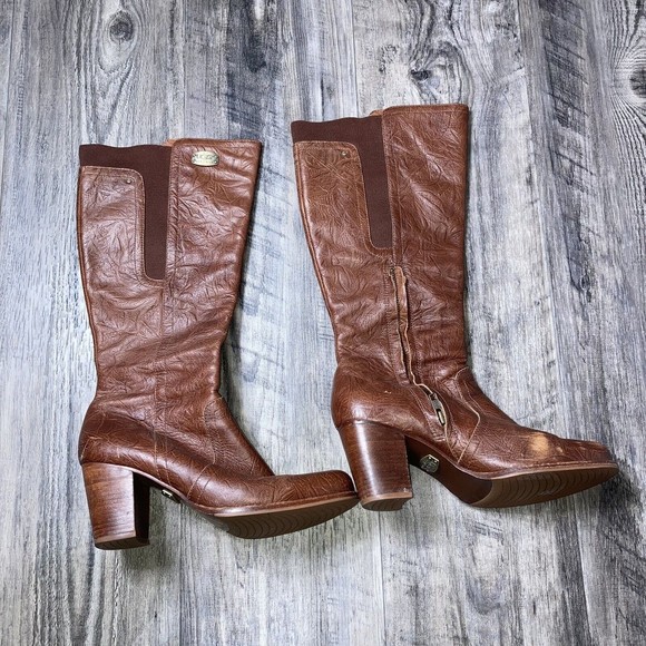UGG Brown Heeled Boots - Picture 1 of 12